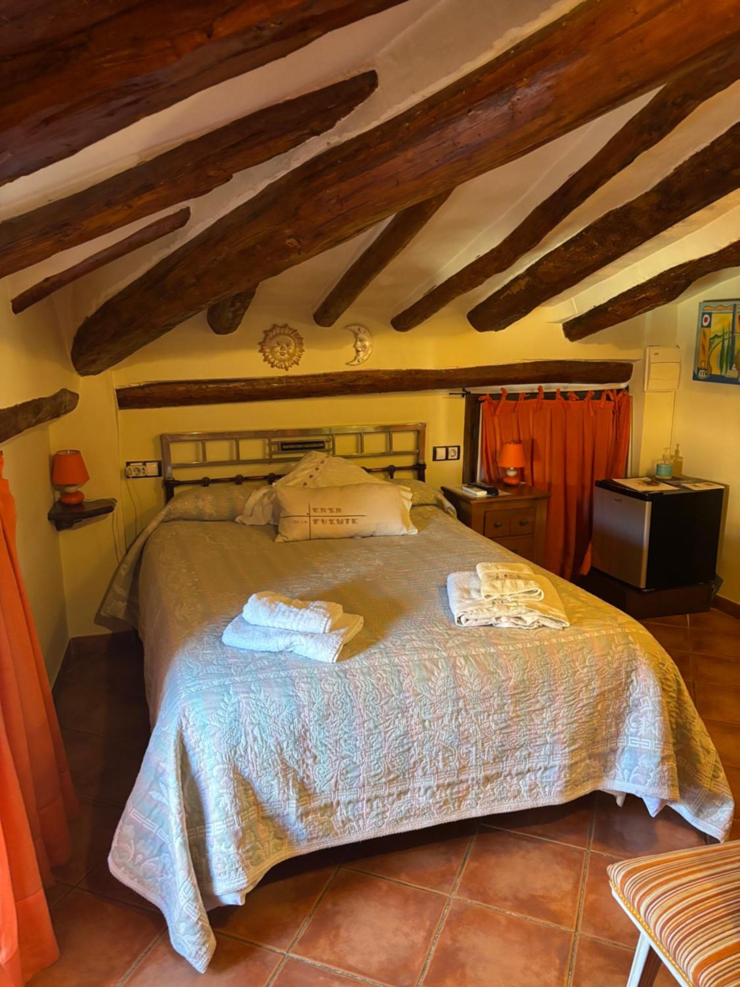 Hotel Casa De La Fuente Alcorisa Екстер'єр фото